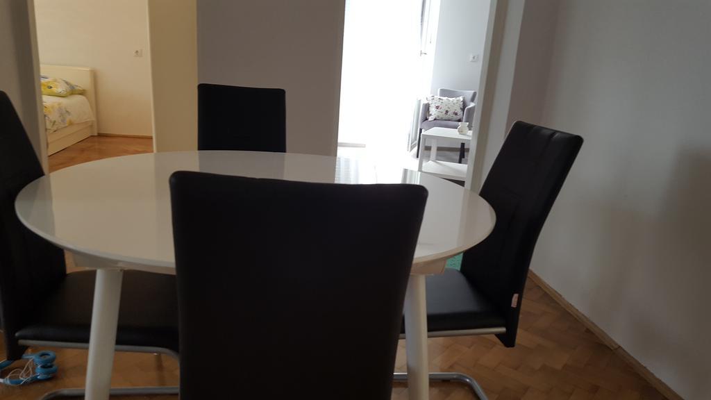 Apartment Sibenik With Free Parking Zewnętrze zdjęcie
